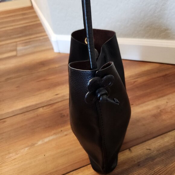 Like New Coach Derby Black Leather Flowered Crossbody Bag Purse - Picture 3 of 12